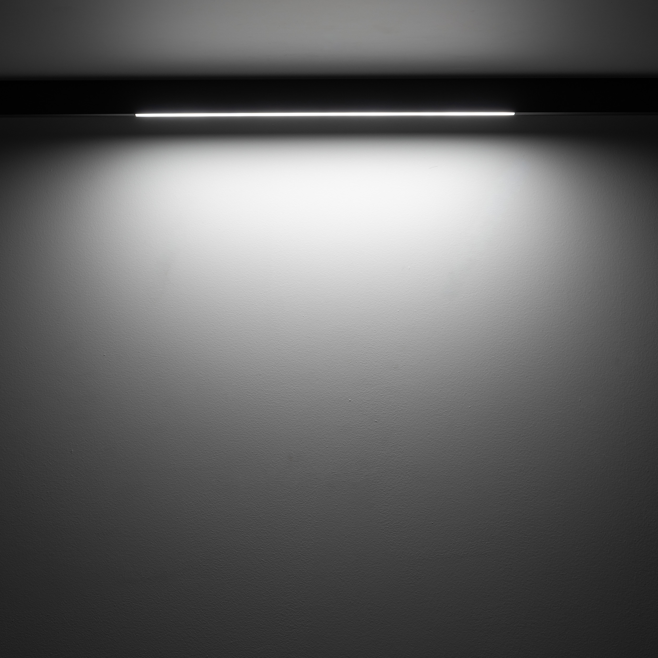 MAGNETIC EASY LINE BLACK 24W CCT - obrazek 7