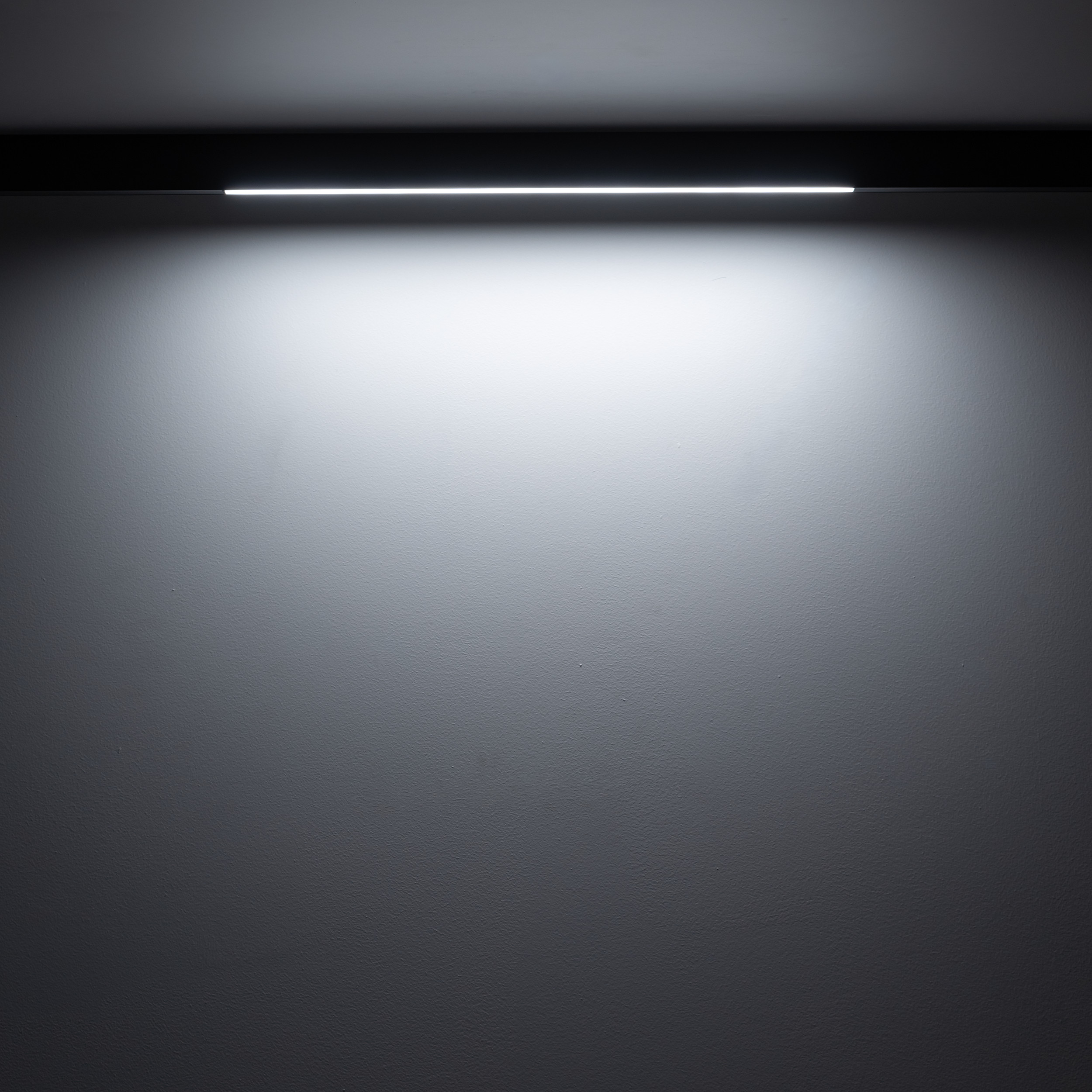 MAGNETIC EASY LINE BLACK 24W CCT - obrazek 8