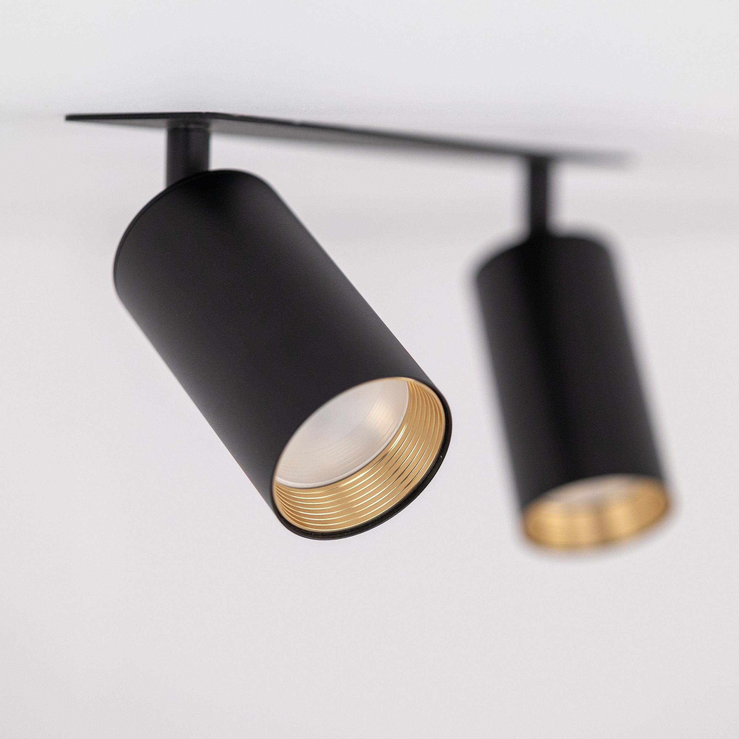 AMIS BLACK 2XGU10 PODTYNKOWY - obrazek 5