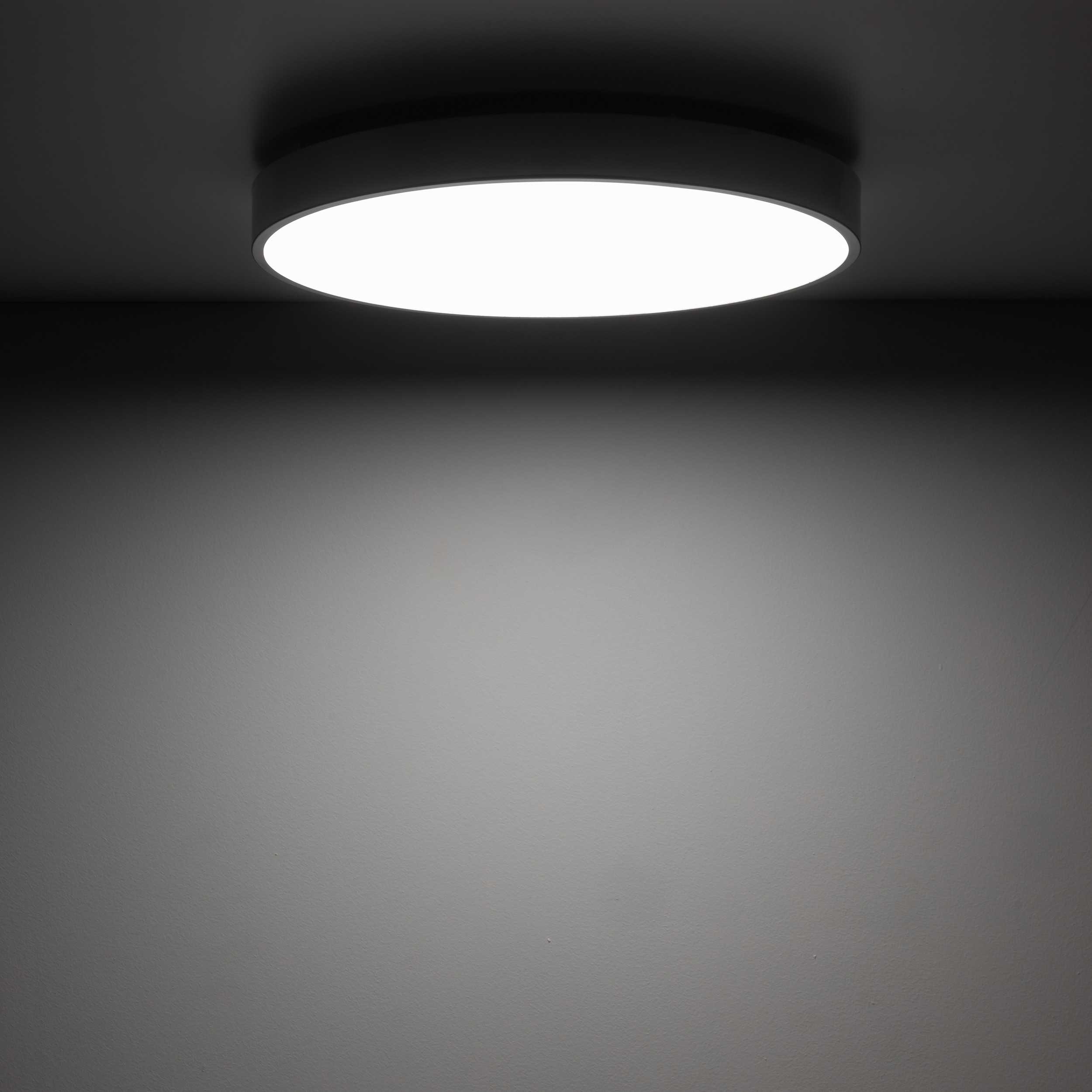 VELIS CHROME PLAFON LED 30W IP54 - obrazek 3