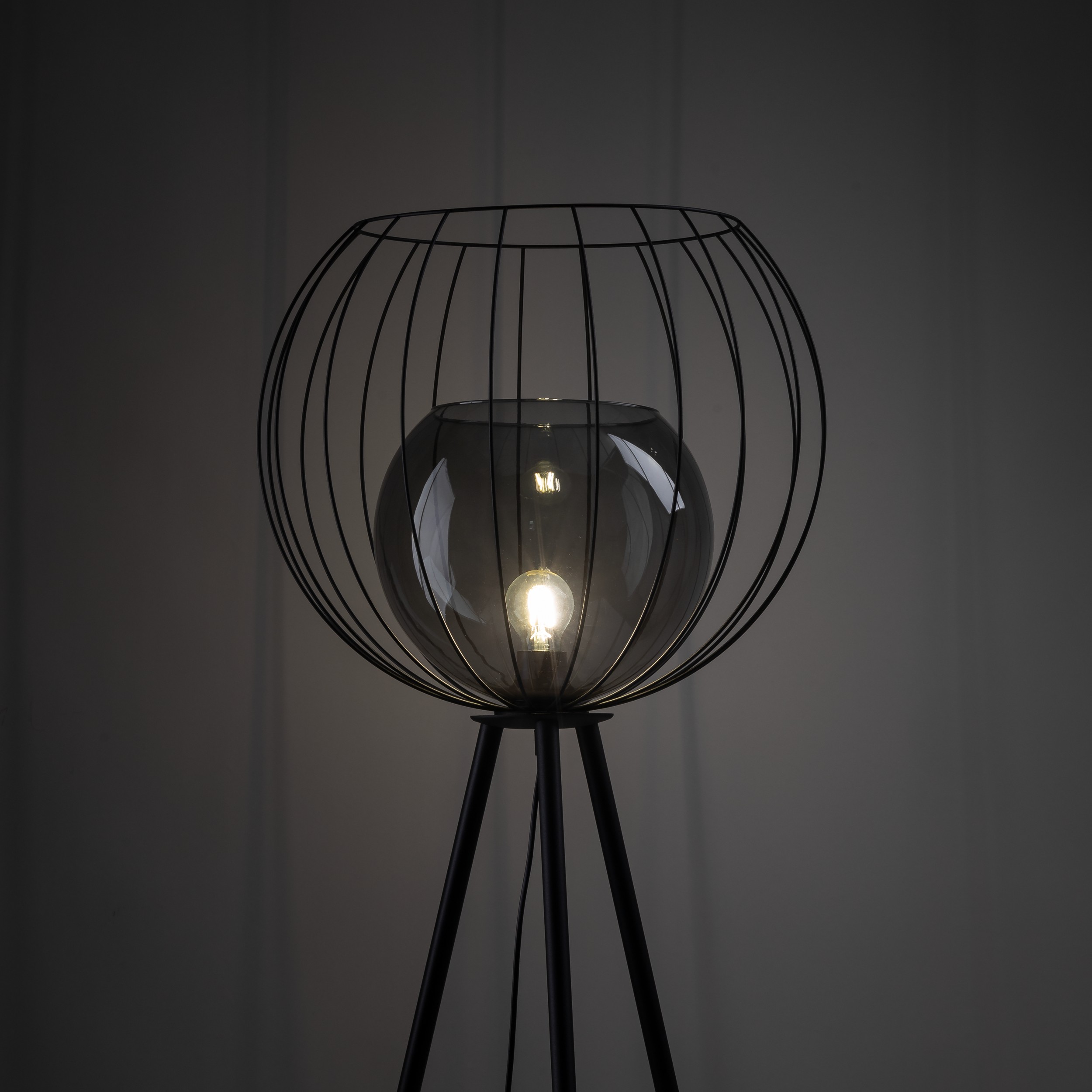 UNIVERSO LAMPA PODŁOGOWA 1 - obrazek 3