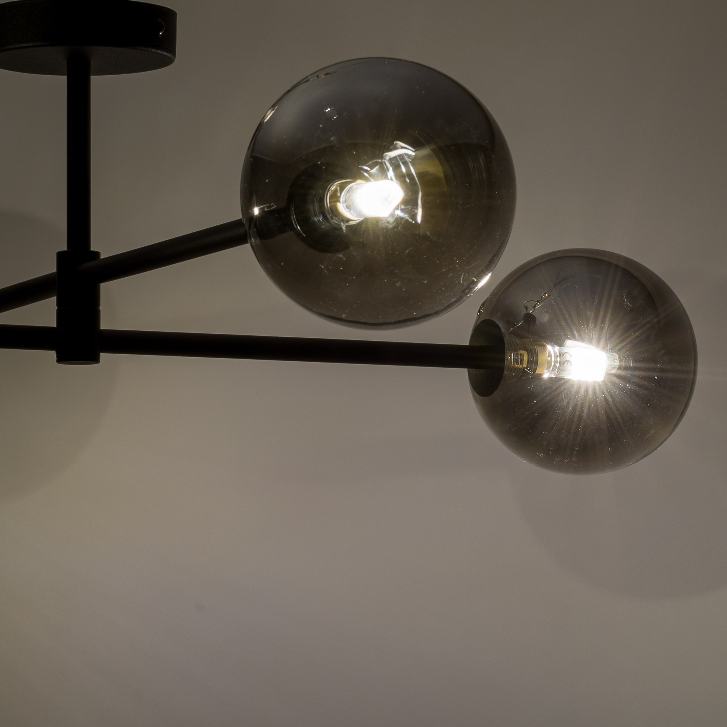 SARIUS BLACK / GRAPHITE LAMPA SUFITOWA 4 - obrazek 4