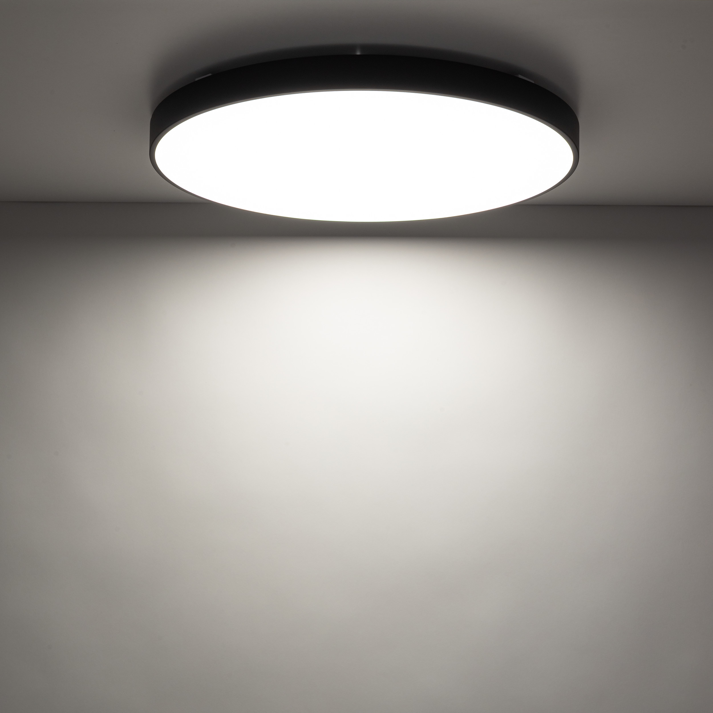 VELIS BLACK PLAFON LED 60W IP54 - obrazek 3
